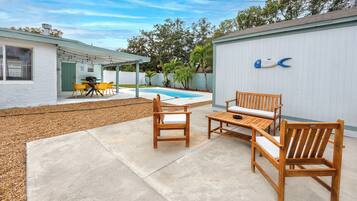 屋外ダイニングエリア