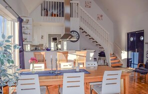 Dining - Nice home in Simrishamn with WiFi (Simrishamn)