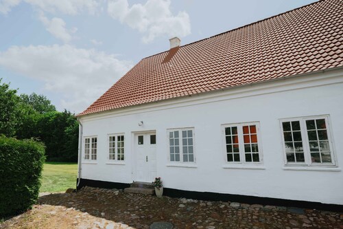 Stay in Hindemaes historic managers house