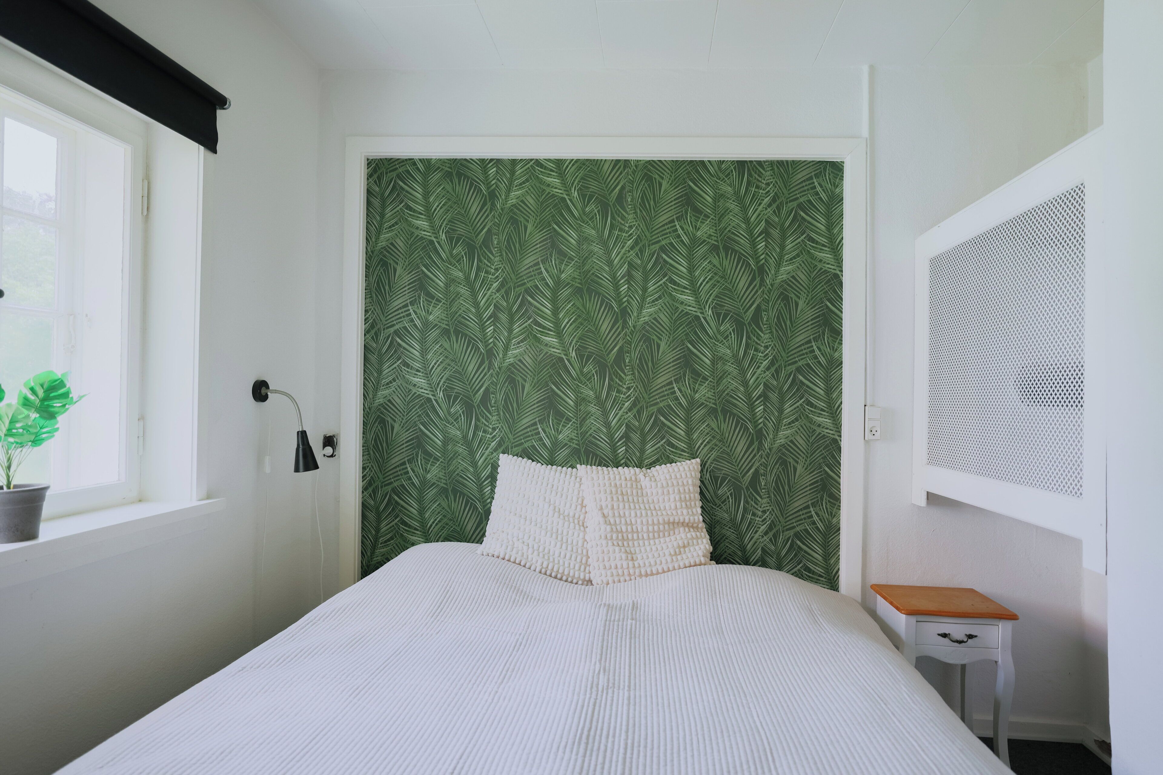 7 chambres, fer et planche à repasser, Wi-Fi gratuit