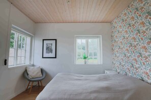 Bügeleisen/Bügelbrett, kostenloses WLAN