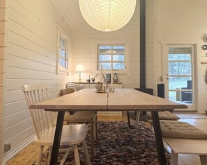 Dining - Cozy and Modern Holiday Home in the woods (Nexø)
