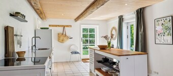 Holiday apartment with sea view on Strynø