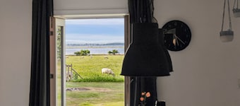 Holiday apartment with sea view on StrynĂž
