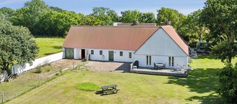 Holiday apartment with sea view on Strynø