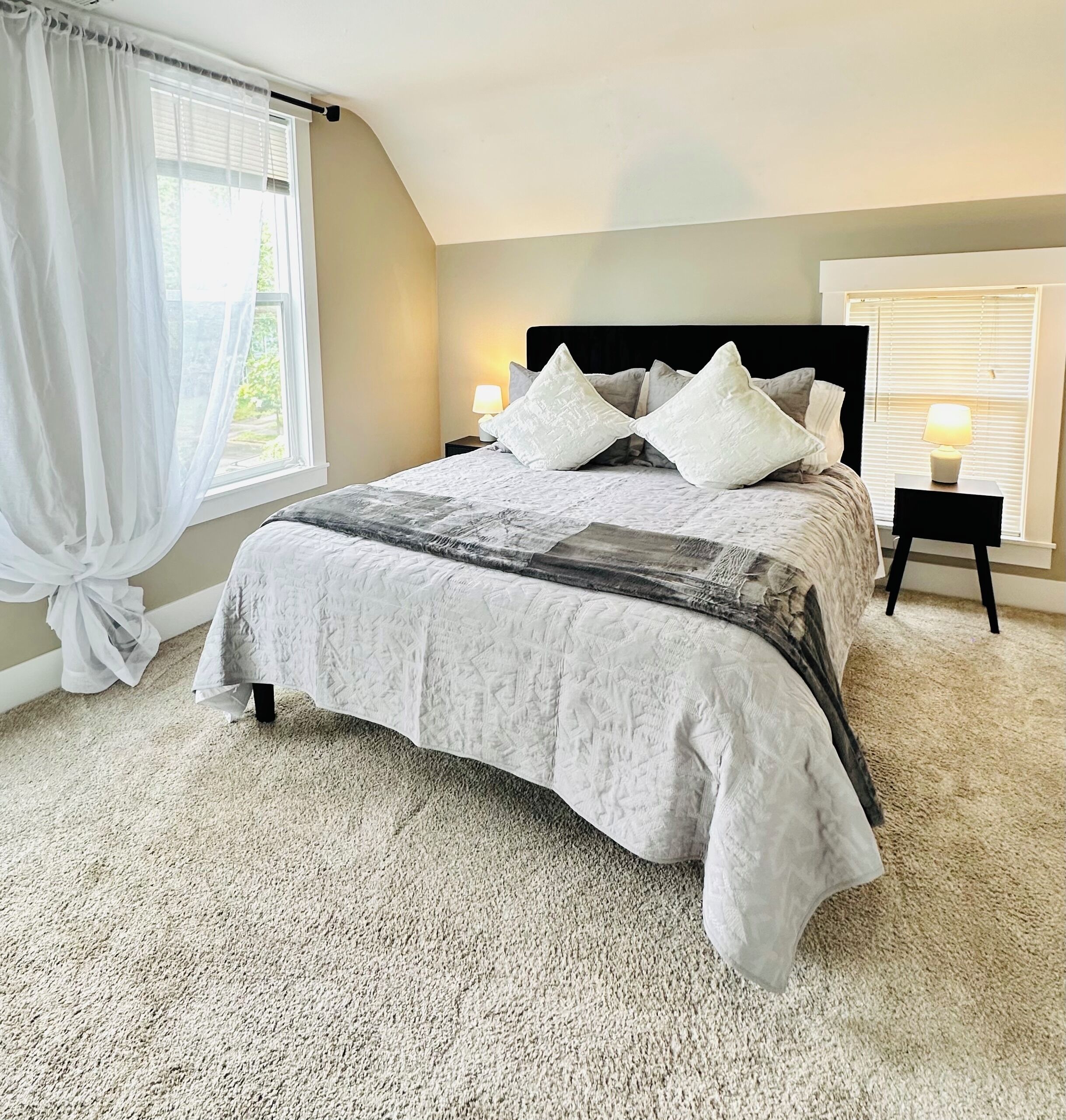 書桌、熨斗/熨衫板、免費 Wi-Fi、床單