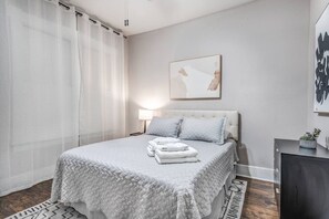 WiFi, bed sheets - Your Midtown Getaway • Central, Walkable & Calm (Memphis)