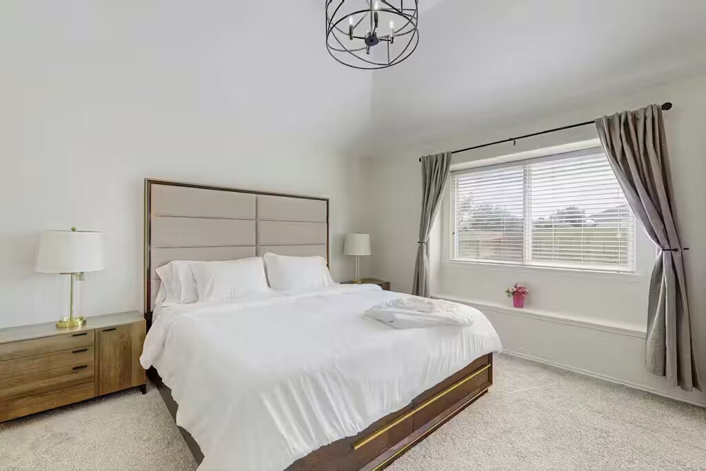 Strykjärn/strykbräda, internet och sängkläder