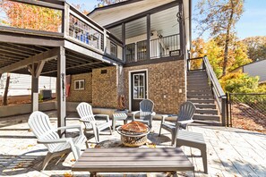 Terrace/patio - Hartwell Haus with Dock & Playground (Fair Play)