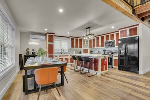 Dining - Hidden Treasure Estate | Pond + Fire Pit (Dolgeville)
