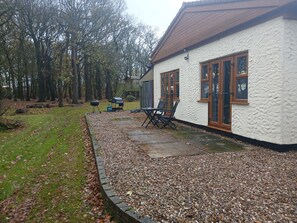 Terrace/patio - Park Cottage Bed & Breakfast near Burtonwood (Saint Helens)