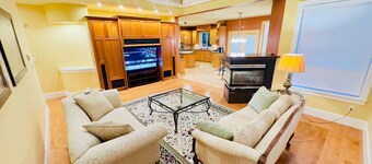 Luxury 6 bedroom home with 5 full baths -  12-15 people.  Close to all amenities