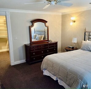 1 bedroom, iron/ironing board, WiFi, bed sheets - Downtown Park City, Main Street Condo 1-Bdrm, 7 nights, Jan 10-17, 2026 sleeps 4 (Park City)