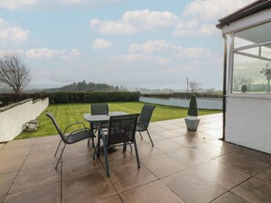 Outdoor dining - MARCHDYKE FARM COTTAGE, with open fire in Annan (Lockerbie)