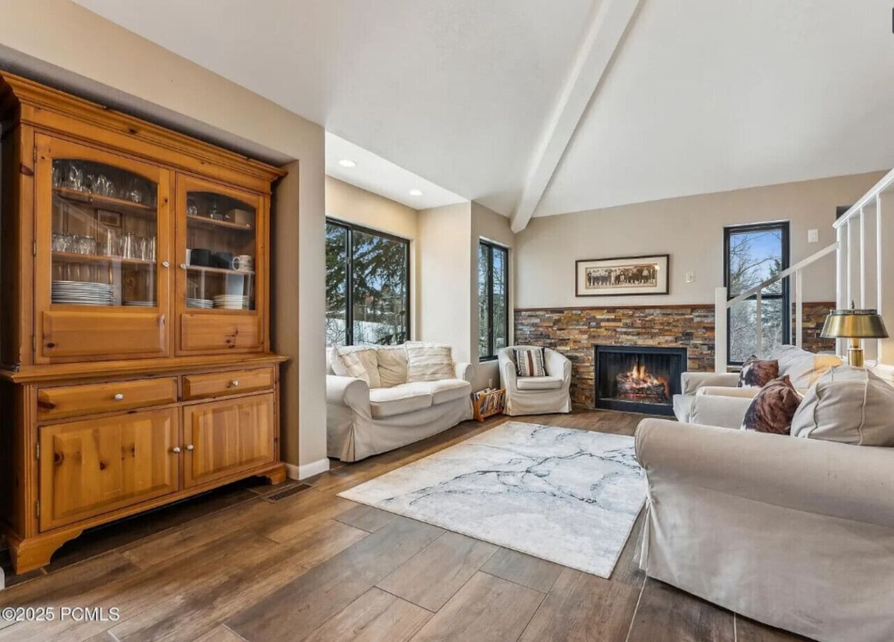 スマートテレビ、暖炉