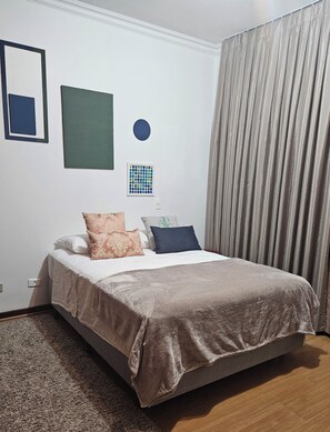 1 bedroom, iron/ironing board, WiFi, bed sheets - Comfortable and practical suite (São Paulo)