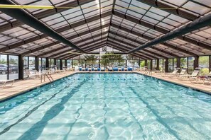 Pool - English Towers 1102 (Ocean City)