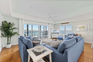 TV - Bayview Grand 102 (Ocean City)