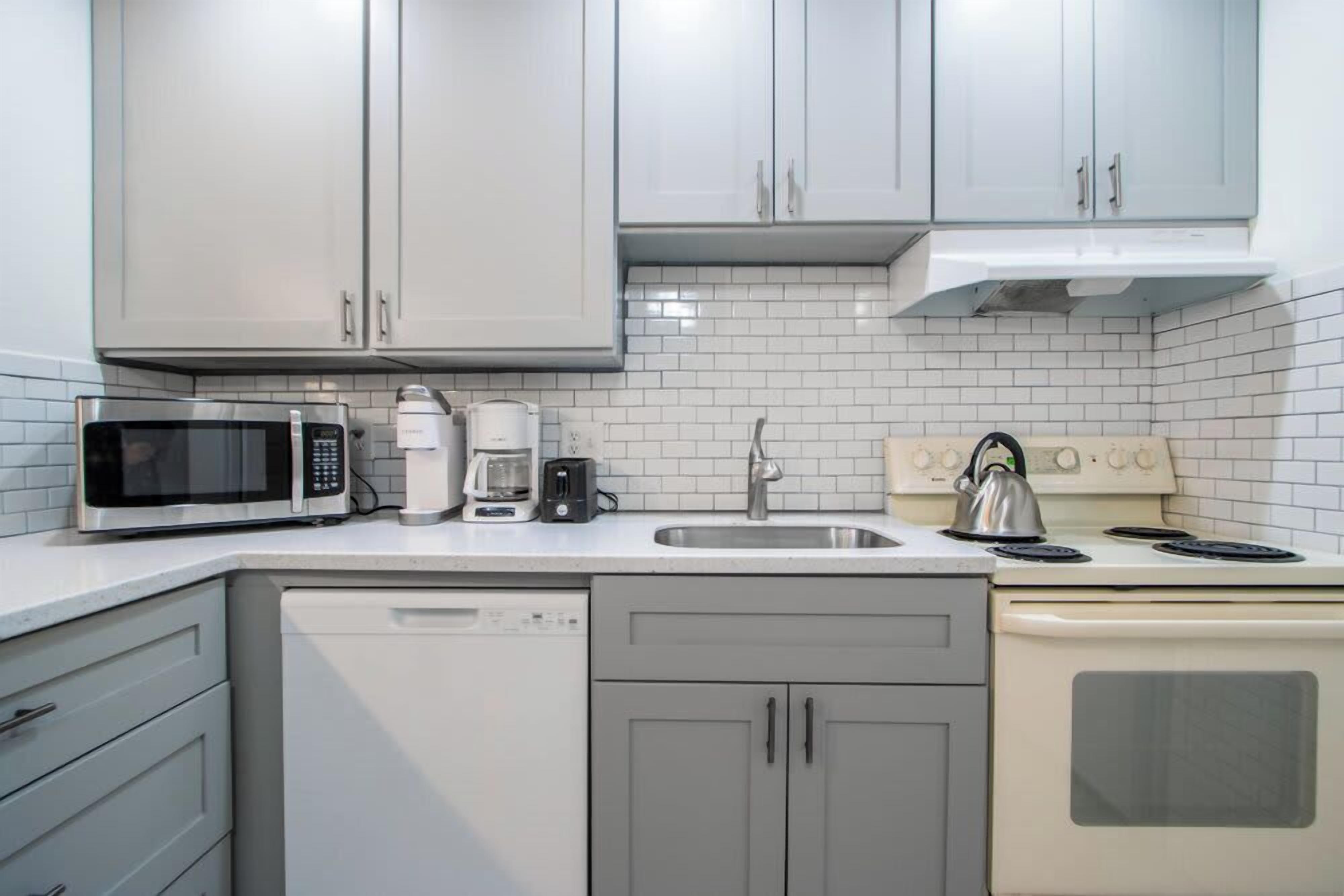 Microwave, oven, stovetop, dishwasher