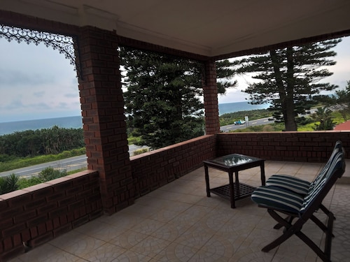  83 Ocean View at Pumula Port Shepstone offers a luxurious sea view.