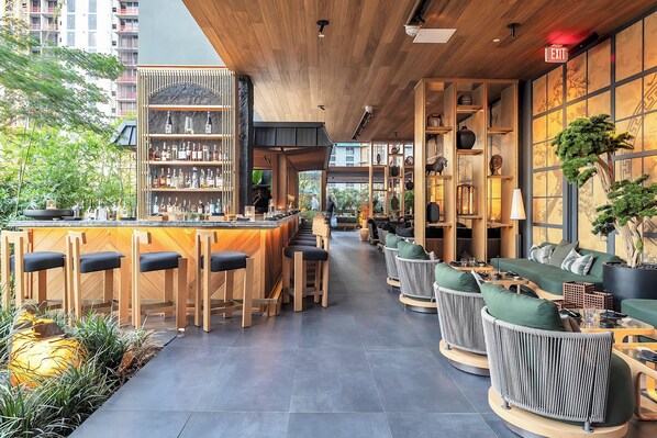 Bar (on property) - Stylish 1BR on 25th Floor • Skyline Views, Pool, Gym & Prime Downtown Stay (Miami)
