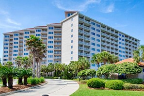 Exterior - Exclusive 3BR with Gulf views, sleeps 8 (Miramar Beach)
