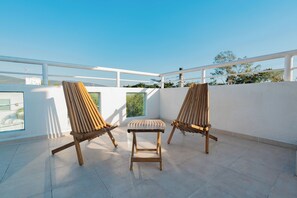 Maison familiale, vue sur la piscine | Terrasse/patio