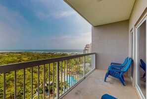 Property grounds - Exclusive Gulf Views: 2BR Beachfront Oasis (Miramar Beach)