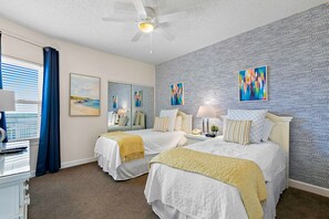 2 bedrooms, iron/ironing board, WiFi - Steps to Beach | Scenic Views | Resort Amenities (Miramar Beach)