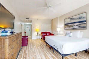Tabla de planchar con plancha, wifi y ropa de cama 