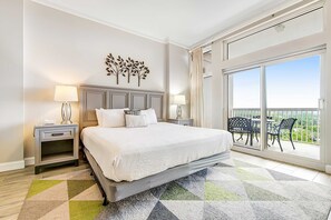 Iron/ironing board, WiFi - Exclusive Gulf view studio, beach access (Miramar Beach)