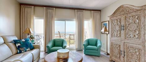 Télévision, lecteur de DVD, chaîne hi-fi