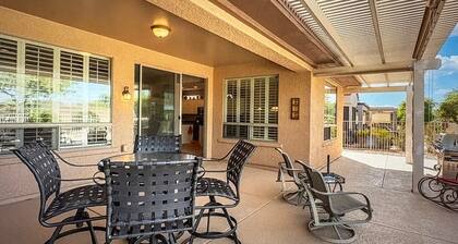 Sun City Grand-Beautiful/Roomy 2-bedroom - golf/gym/activities access w/fee