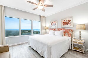 2 bedrooms, iron/ironing board, WiFi - 2BR condo with ocean views and pool access (Miramar Beach)