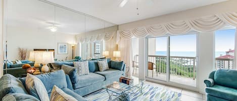 TV, lettore DVD, impianto stereo