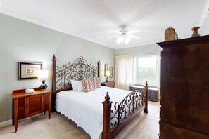 Iron/ironing board, WiFi - Waterfront Condo with Balcony View plus Shared Hot Tub, Pool, & Fitness Center (Miramar Beach)