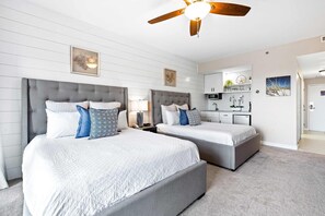 Iron/ironing board, WiFi, bed sheets - Oceanview studio for 4 with balcony (Miramar Beach)
