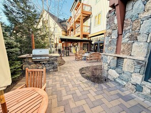 Outdoor dining - Center of it all – Closest to Gondola, Village Views, Sleeps 4, Full Kitchen (Keystone)