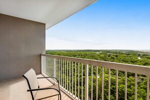 Property grounds - Exclusive Gulf View, 2BR Balcony (Miramar Beach)