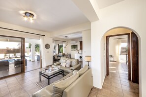 TV, books - Villa Relax, just steps from Latchi beach with a private pool and terraces. (Latchi Beach)