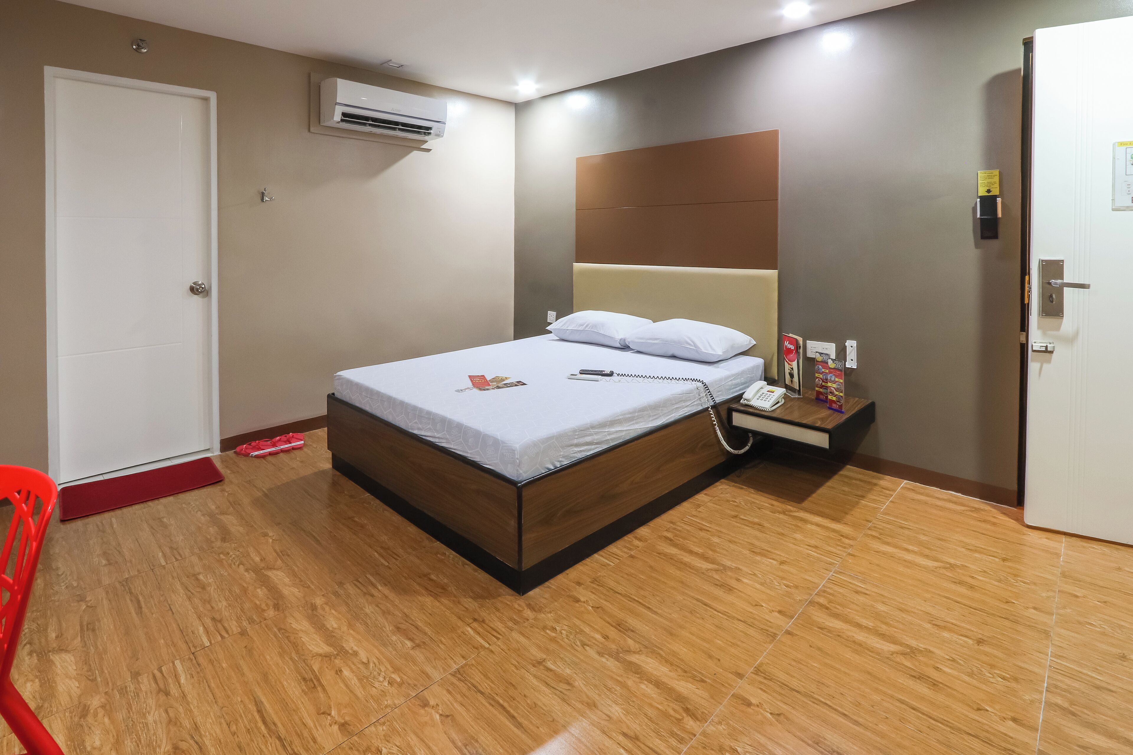 Habitación Deluxe | Escritorio 