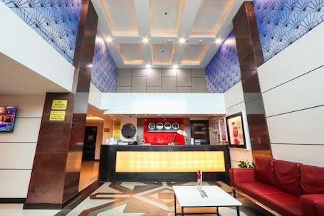 Lobby. Hotel Sogo Baclaran