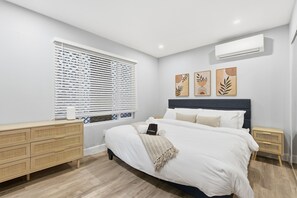 2 chambres, fer et planche à repasser, Wi-Fi gratuit, draps fournis