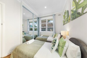 Room - Relaxing 3BDR Modern Home with Parking (Ryde)