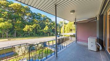 Standard House, 3 Bedrooms, Non Smoking, Air conditioning | Balcony