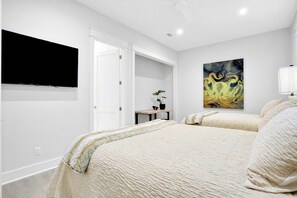 4 Schlafzimmer, Bügeleisen/Bügelbrett, WLAN, Bettwäsche