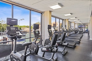 Fitness facility - Luxury villa w/ community pool & hot tub (Miramar Beach)