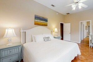 3 Schlafzimmer, Bügeleisen/Bügelbrett, WLAN, Bettwäsche