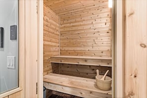 Sauna - RiverWest White Pine- Hot Tub - Sauna- Dog Friendly (Duluth)