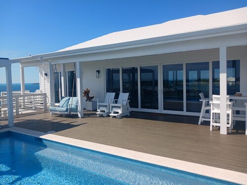 Brand New - Luxury  4-bedroom house with Pool in Great Guana Cay - South End